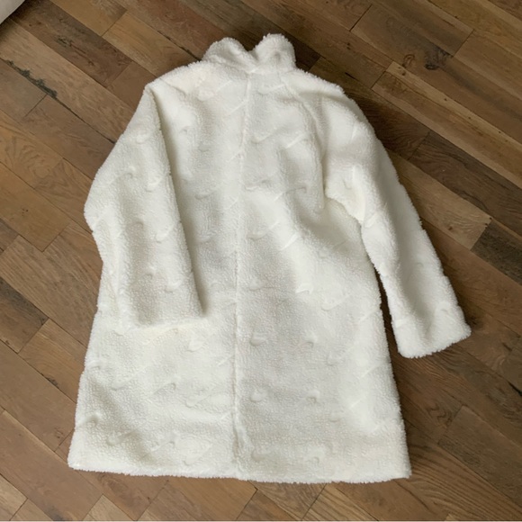 Nike Sportswear NWT White Icon Clash Long Sherpa Jacket Womens Size Large - Picture 6 of 14